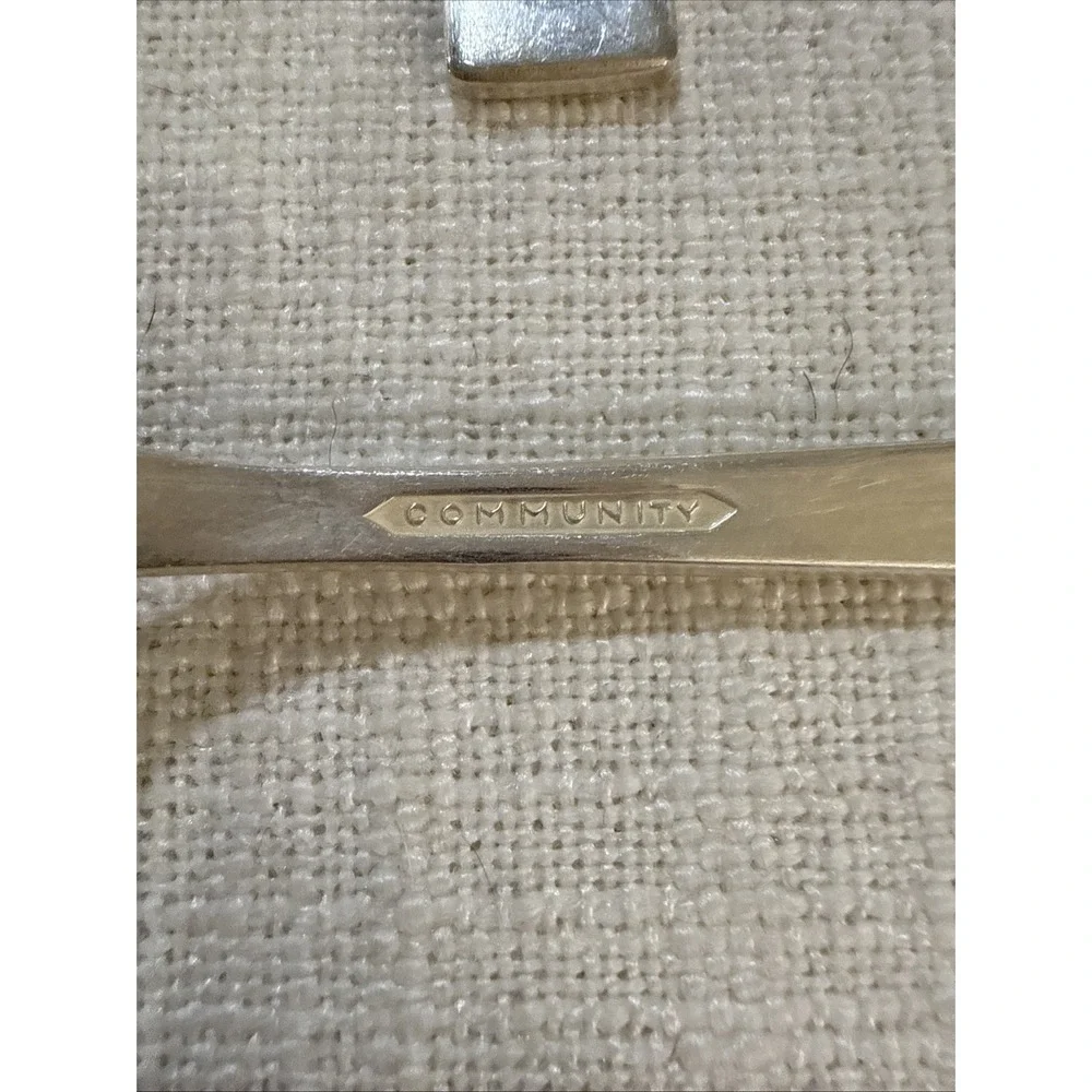 17 Oneida‎ Community CORONATION Dessert Oval Spoons Silverplate 7 3/8